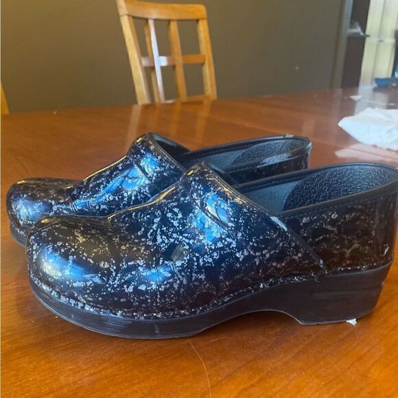 Dansko Professional Xp 2 Pate Clogs Nursing Medical Shoes - Picture 2 of 10